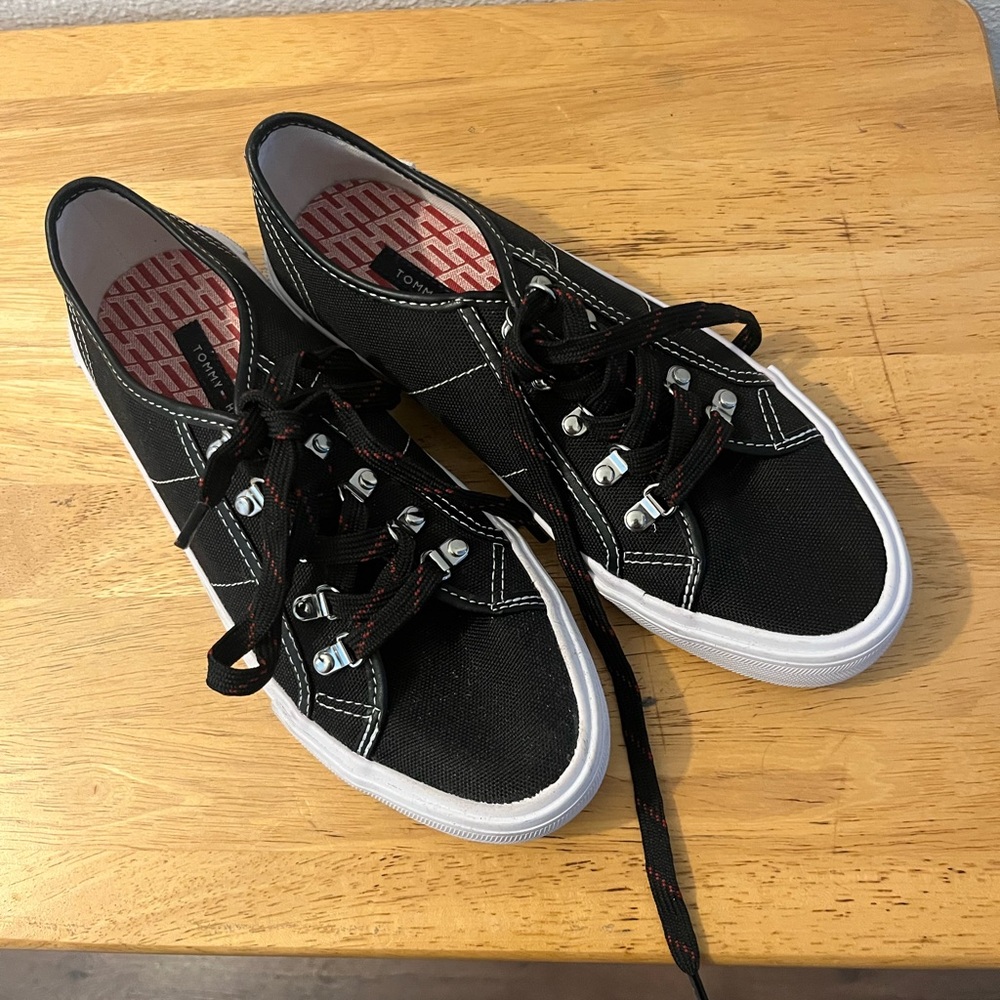 Tommy Hilfiger Black Canvas Sneakers